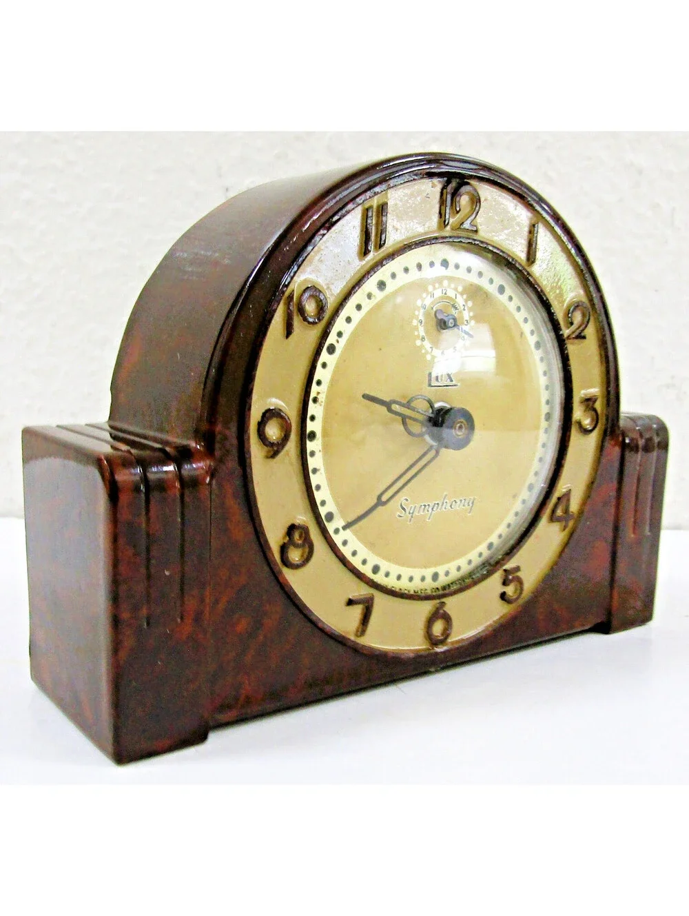 Vintage Lux Symphony Alarm Clock in Brown Bakelite